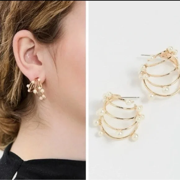 Tory Burch Kira Hoop Pearl Earrings NWT Dustbag Inculded - Picture 2 of 6